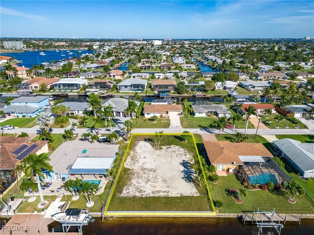 5230 Tamiami Court Cape Coral FL 33904