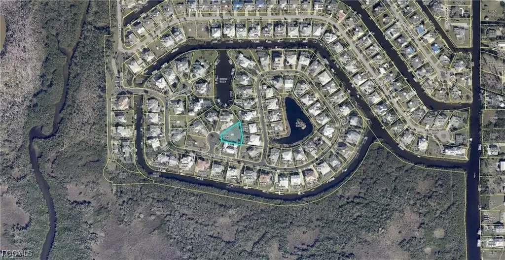 18211 Chesapeake Court Fort Myers FL 33908