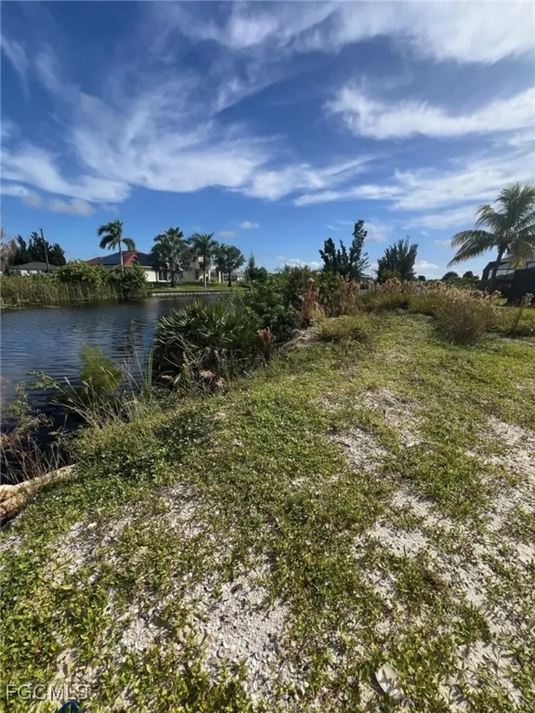 2839 NW 6th Street Cape Coral FL 33993
