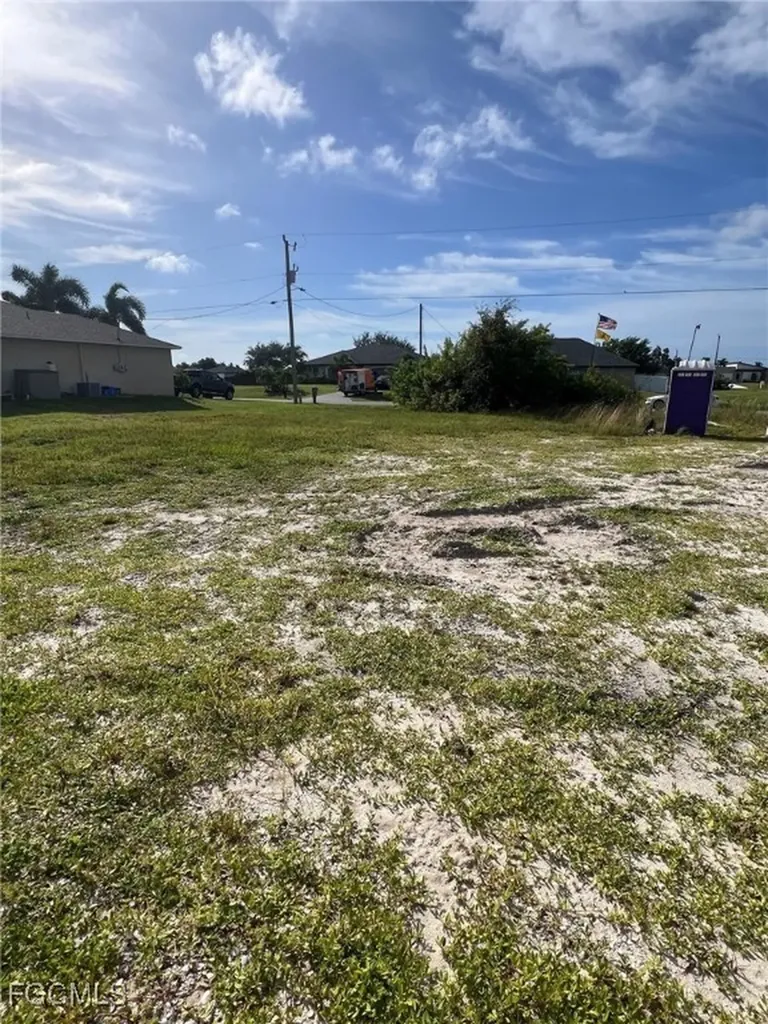 2839 NW 6th Street Cape Coral FL 33993