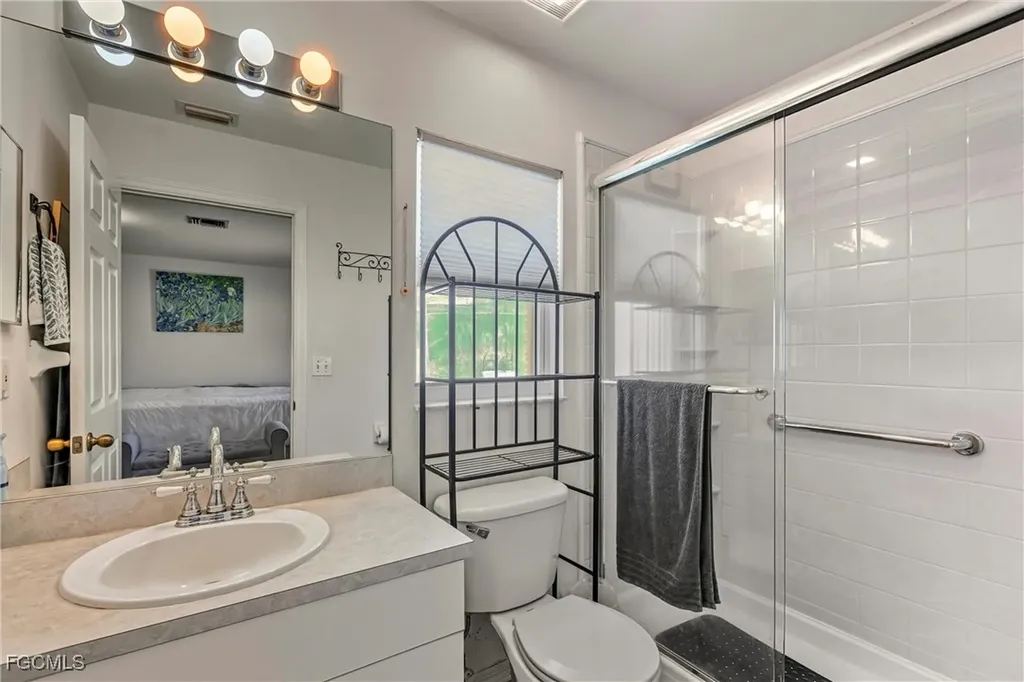 513 SE 27th Terrace Cape Coral FL 33904