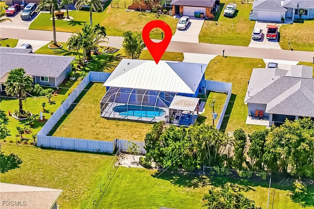 513 SE 27th Terrace Cape Coral FL 33904
