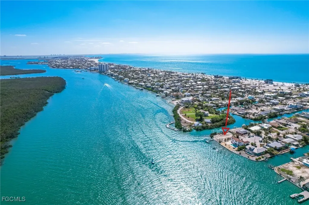 474 Washington Court Fort Myers Beach FL 33931