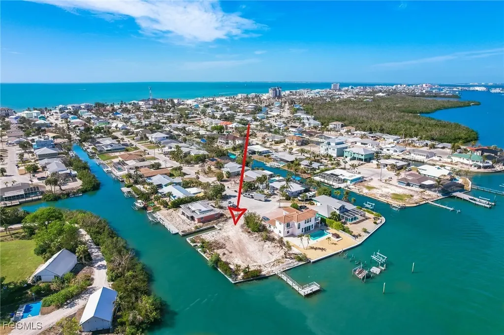 474 Washington Court Fort Myers Beach FL 33931