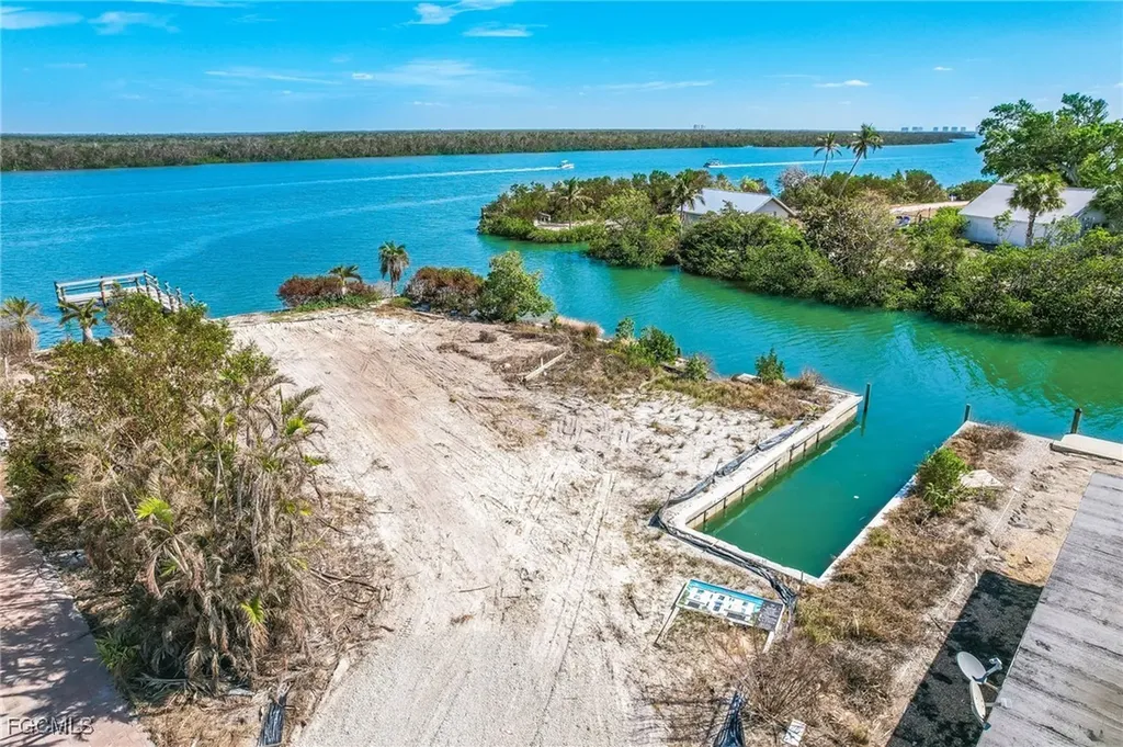 474 Washington Court Fort Myers Beach FL 33931