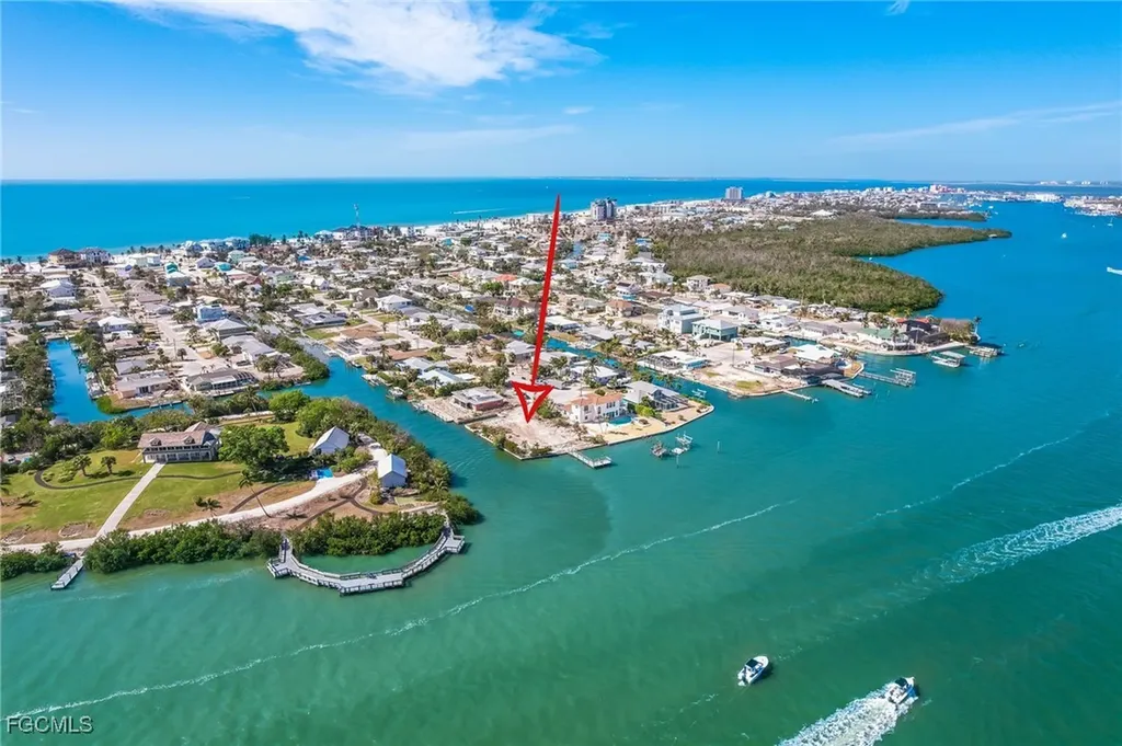 474 Washington Court Fort Myers Beach FL 33931