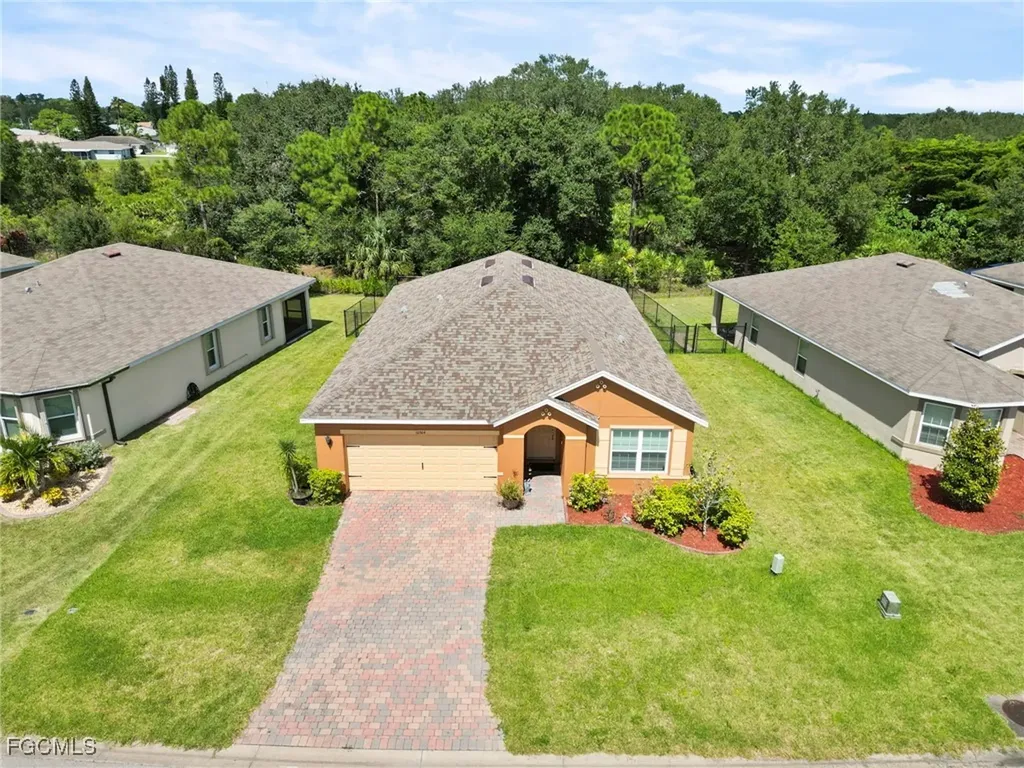 10564 Canal Brook Lane Lehigh Acres FL 33936