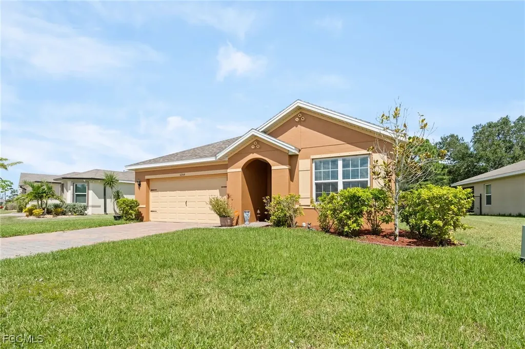 10564 Canal Brook Lane Lehigh Acres FL 33936