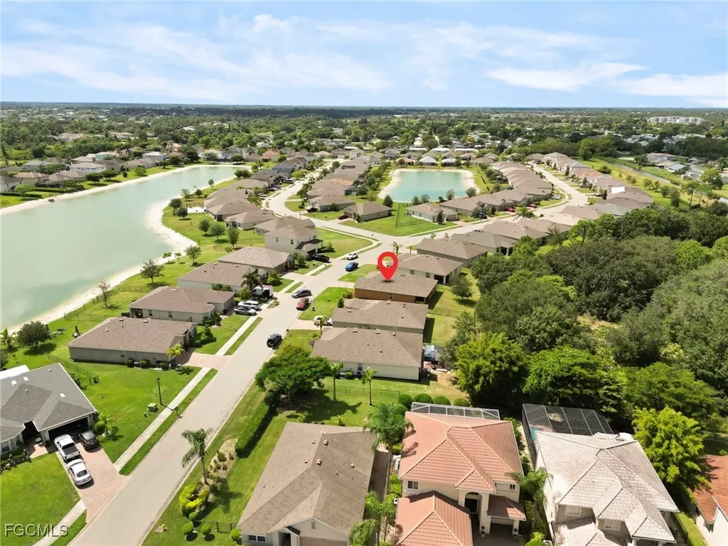 10564 Canal Brook Lane Lehigh Acres FL 33936