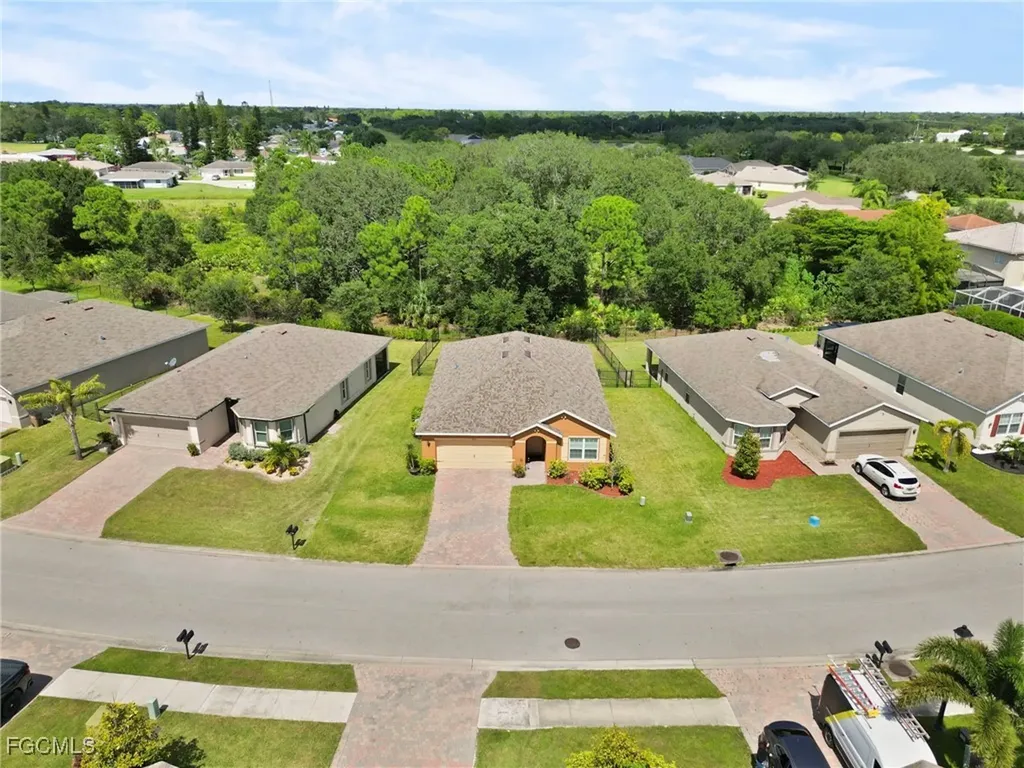 10564 Canal Brook Lane Lehigh Acres FL 33936
