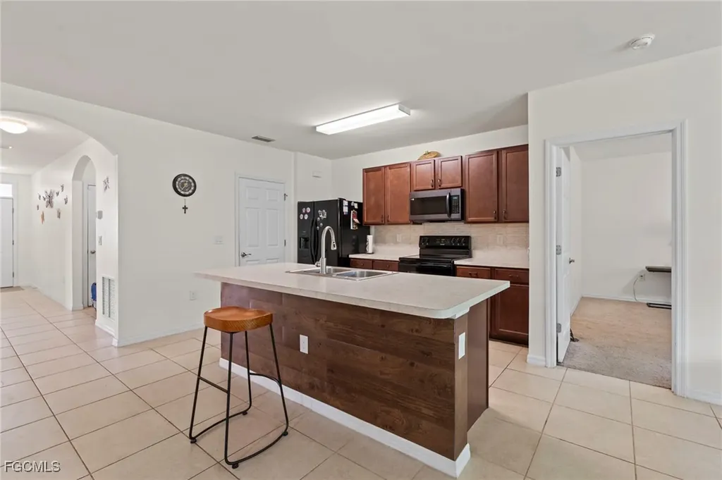 10564 Canal Brook Lane Lehigh Acres FL 33936