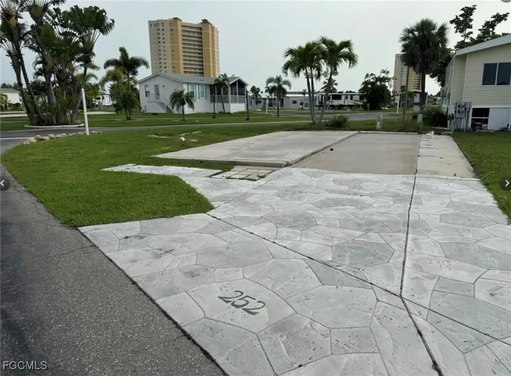 19681 #252 Summerlin Road Fort Myers FL 33908