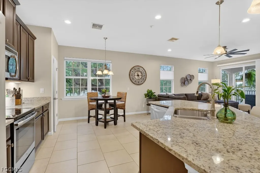 8541 Oakshade Circle Fort Myers FL 33919
