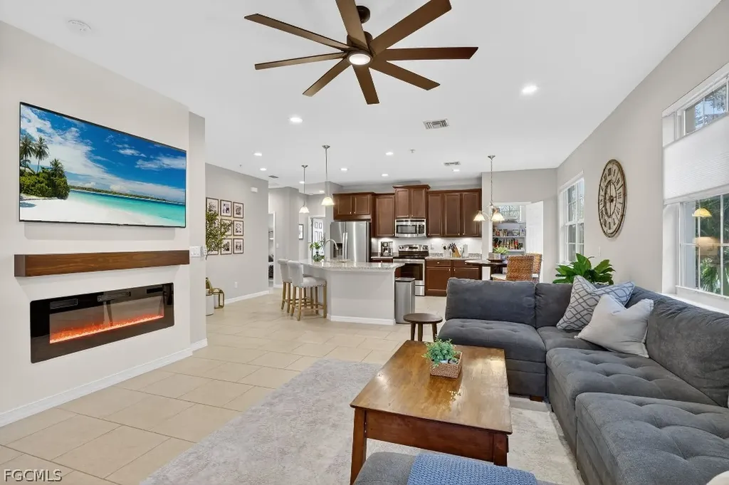 8541 Oakshade Circle Fort Myers FL 33919