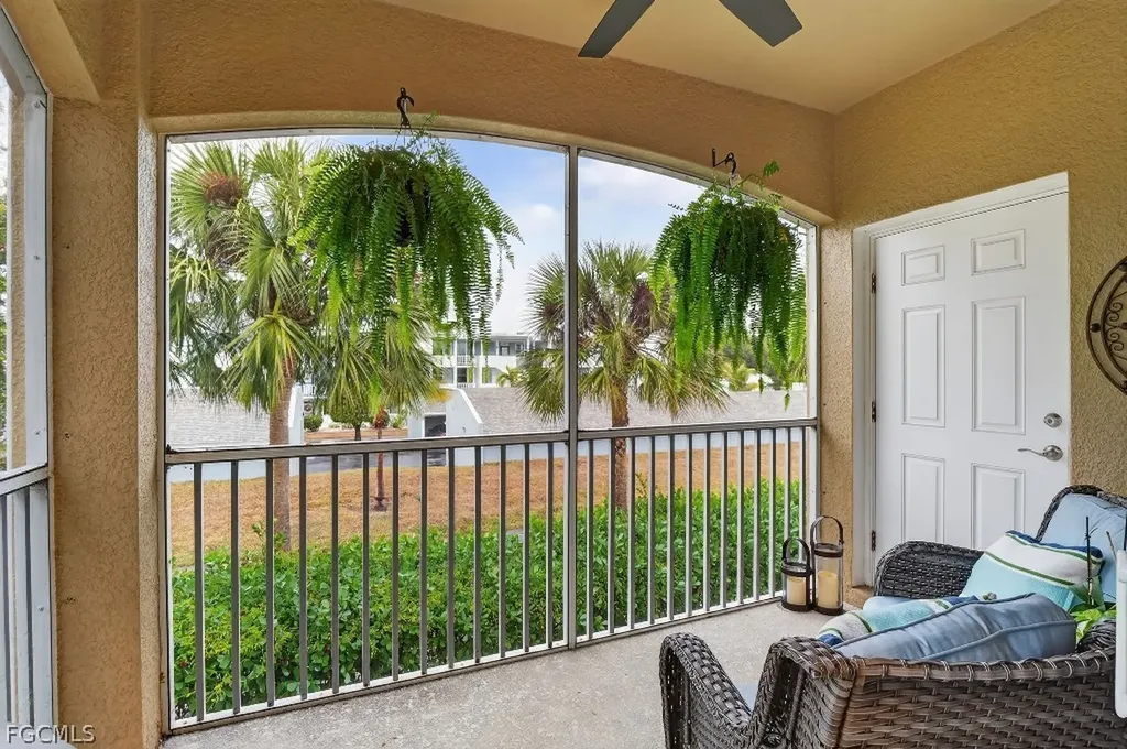 8541 Oakshade Circle Fort Myers FL 33919
