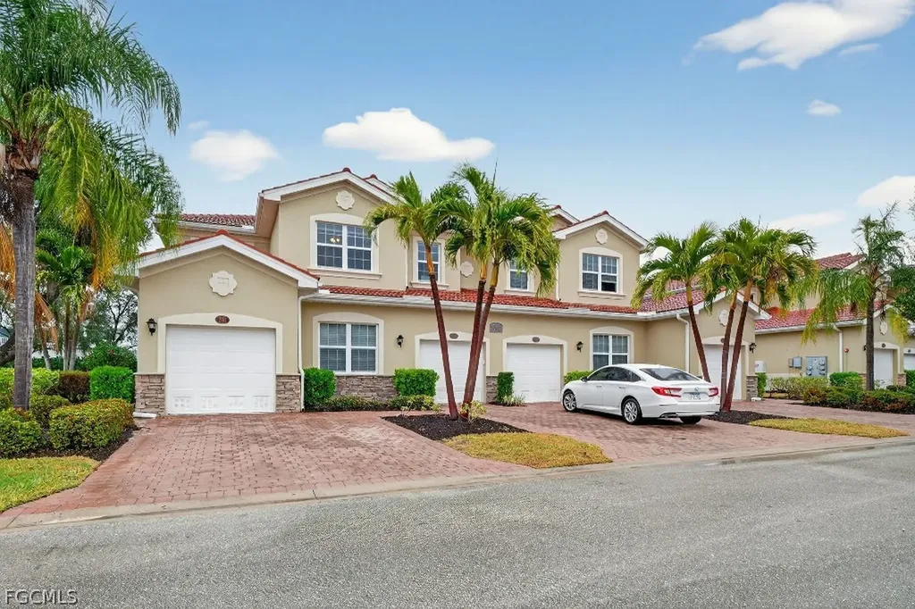8541 Oakshade Circle Fort Myers FL 33919
