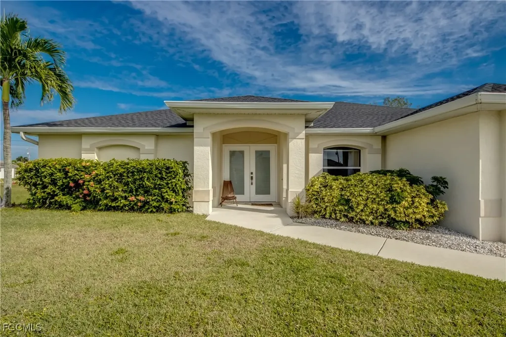 1709 SW 30th Street Cape Coral FL 33914