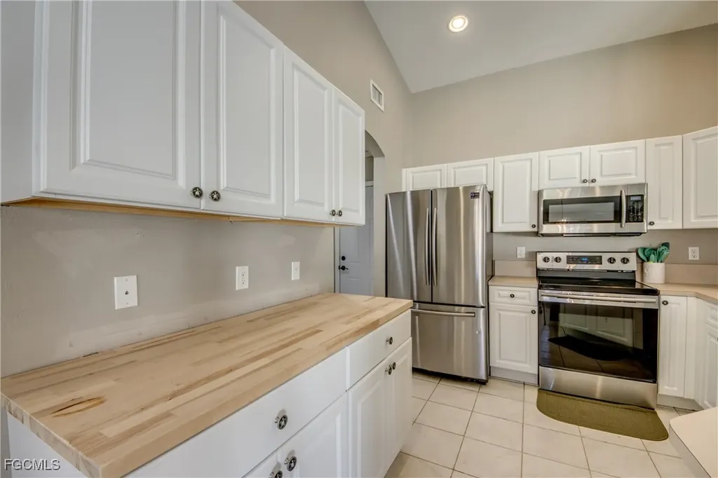 1709 SW 30th Street Cape Coral FL 33914