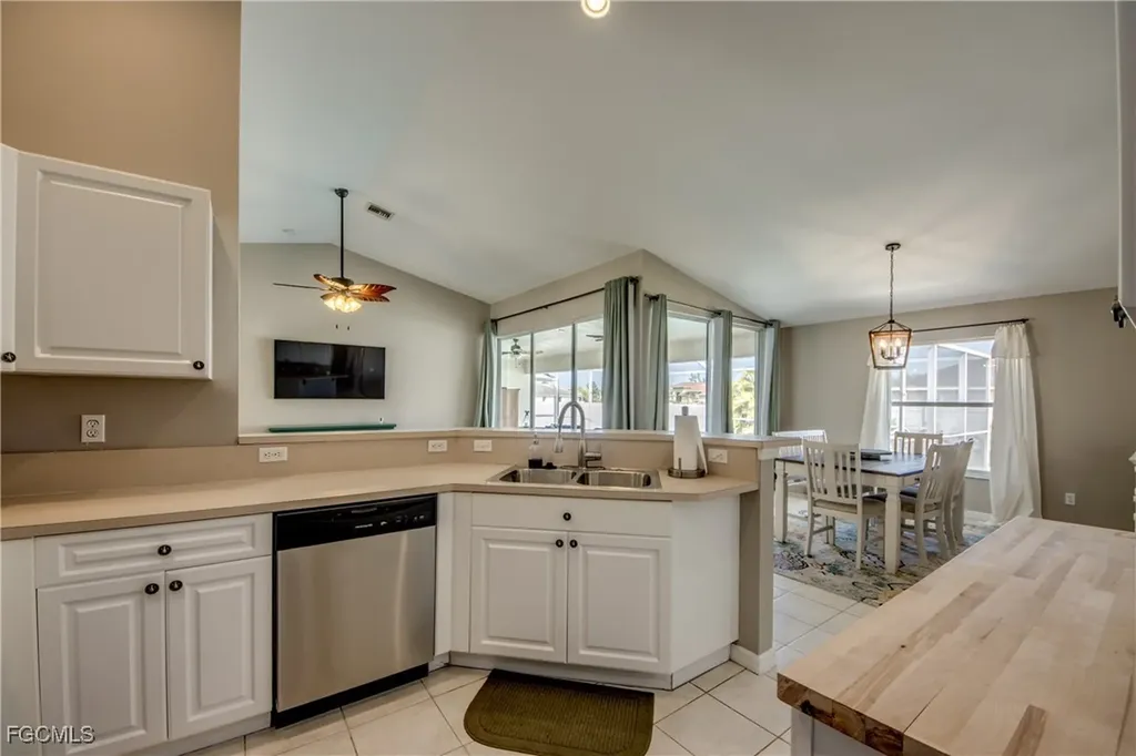 1709 SW 30th Street Cape Coral FL 33914