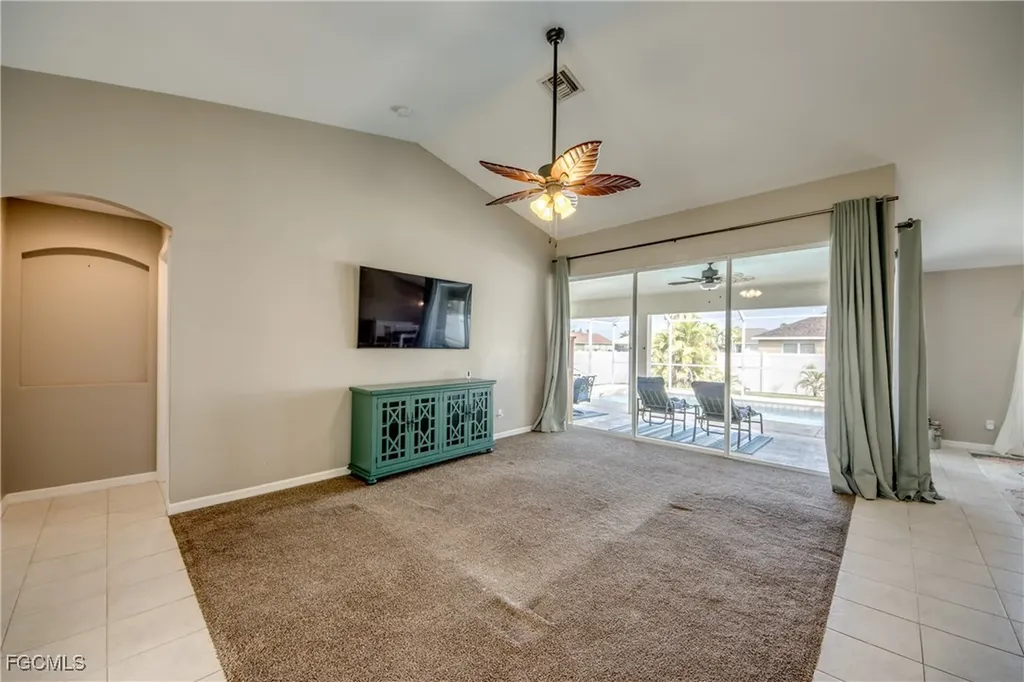 1709 SW 30th Street Cape Coral FL 33914