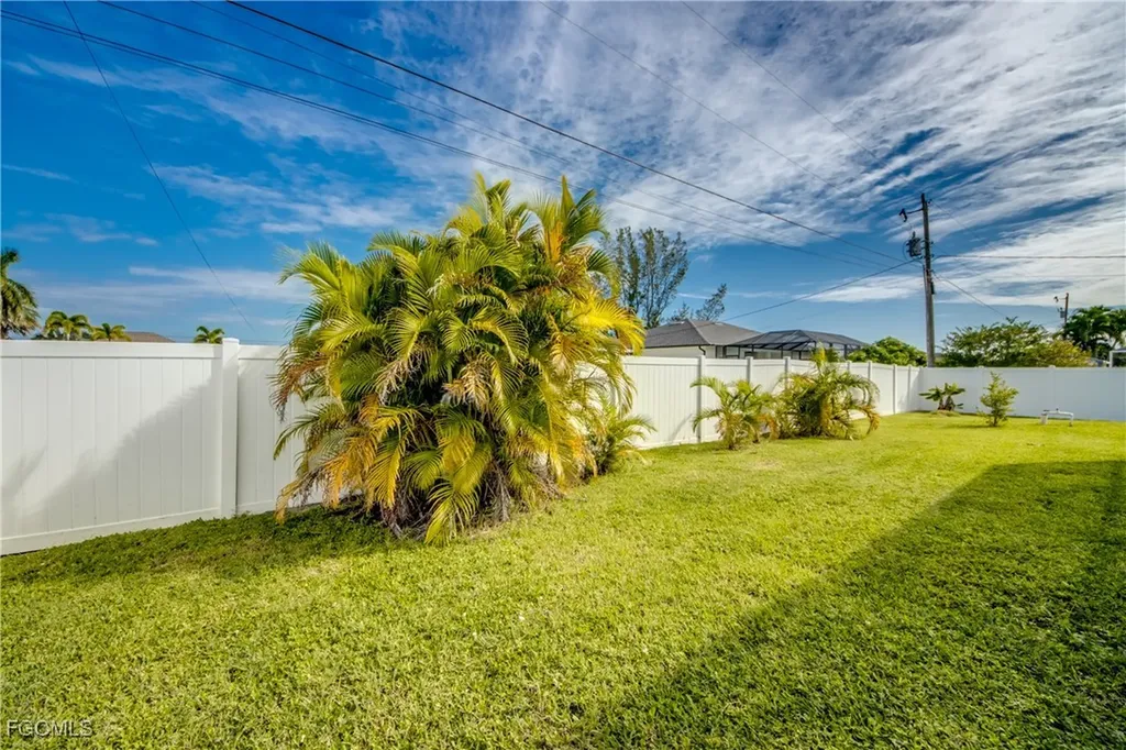 1709 SW 30th Street Cape Coral FL 33914