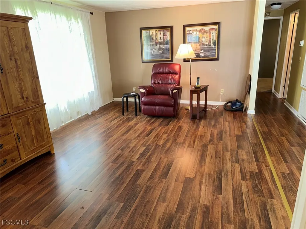 4 Aloe Street Alva FL 33920