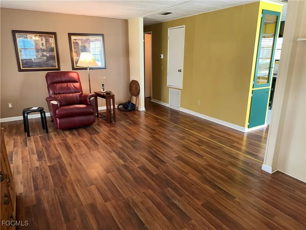 4 Aloe Street Alva FL 33920