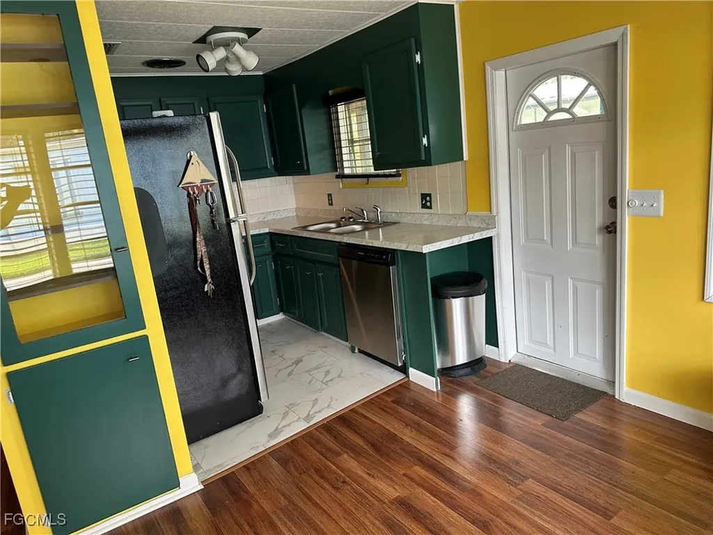 4 Aloe Street Alva FL 33920