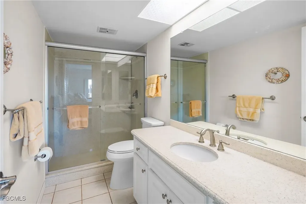 3803 SE 11th Place Cape Coral FL 33904