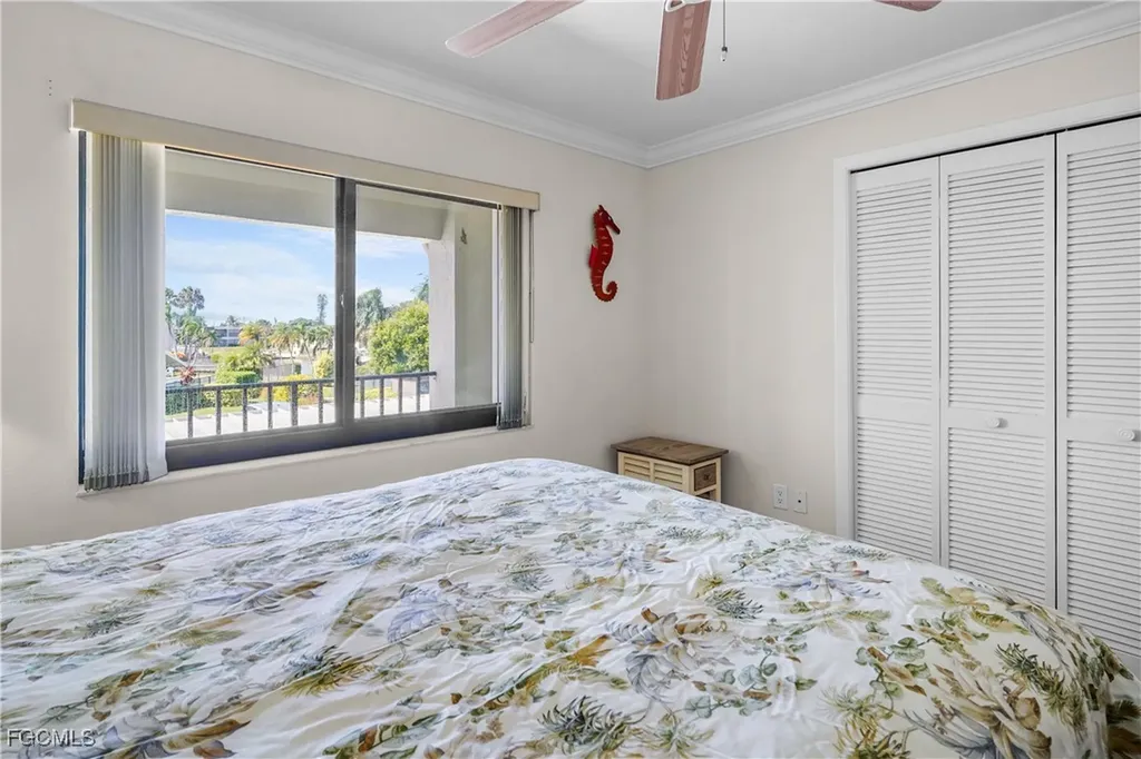 3803 SE 11th Place Cape Coral FL 33904