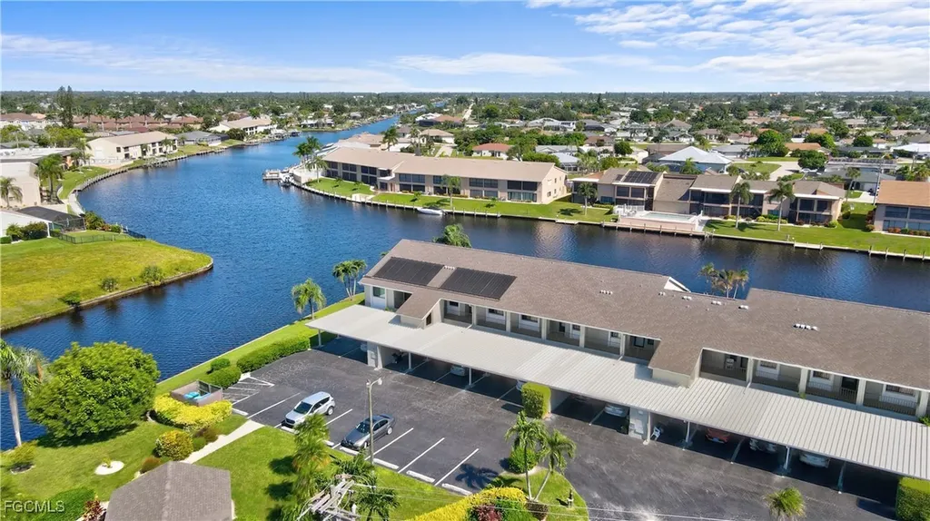 3803 SE 11th Place Cape Coral FL 33904