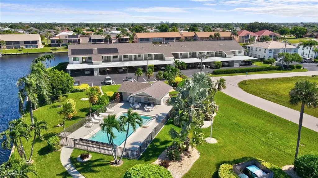 3803 SE 11th Place Cape Coral FL 33904