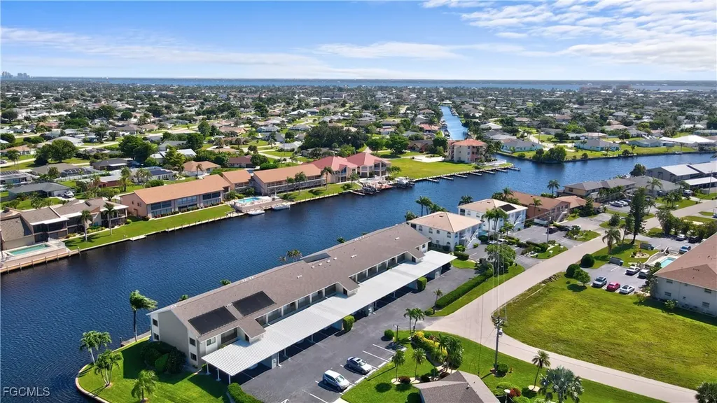 3803 SE 11th Place Cape Coral FL 33904