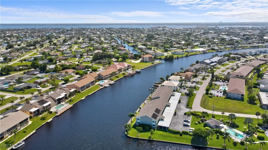 3803 SE 11th Place Cape Coral FL 33904