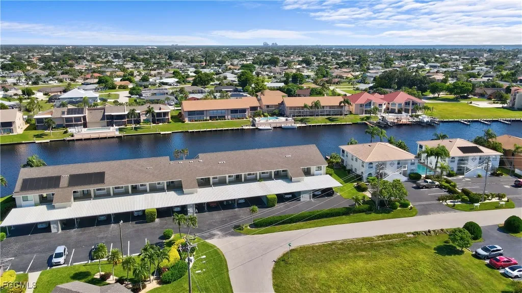 3803 SE 11th Place Cape Coral FL 33904