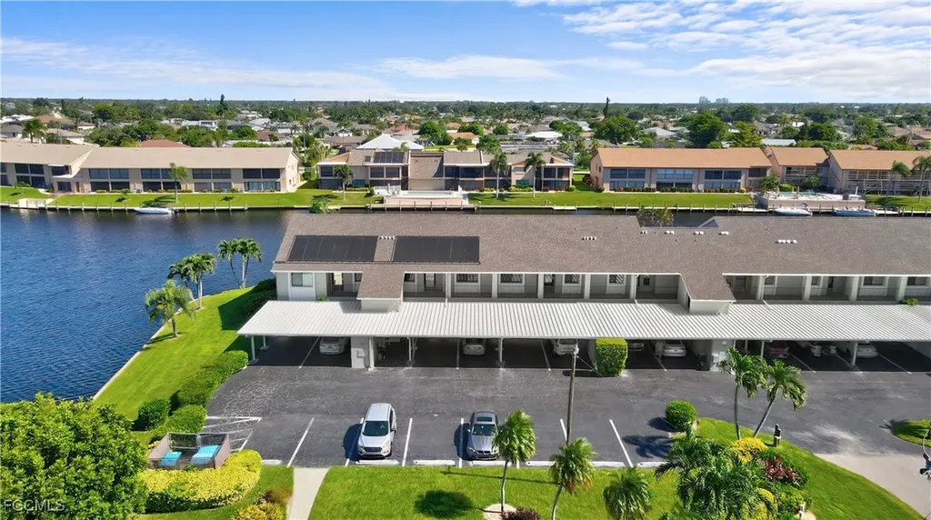 3803 SE 11th Place Cape Coral FL 33904