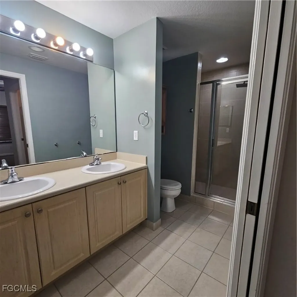 8423 Bernwood Cove Loop Fort Myers FL 33966