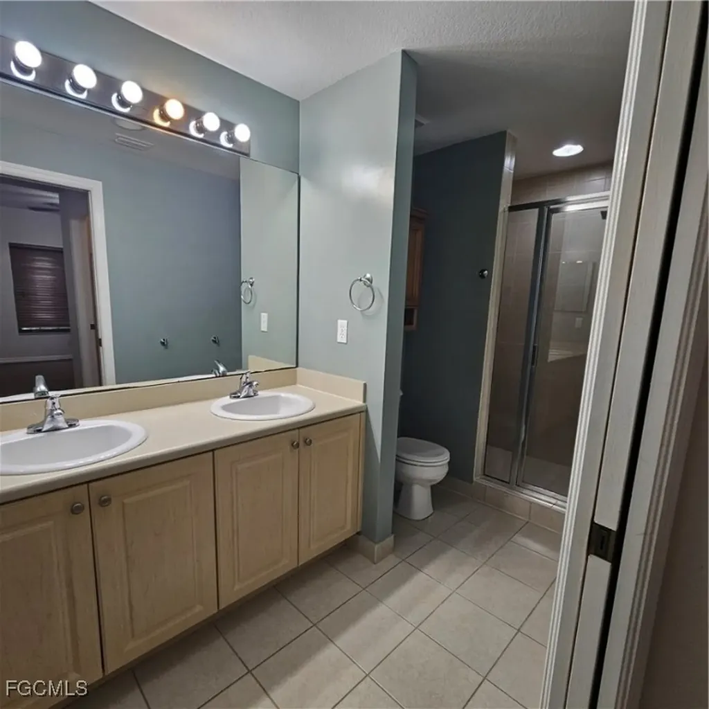 8423 Bernwood Cove Loop Fort Myers FL 33966