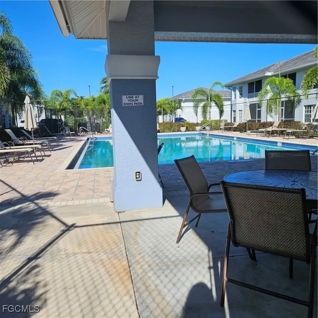 8423 Bernwood Cove Loop Fort Myers FL 33966