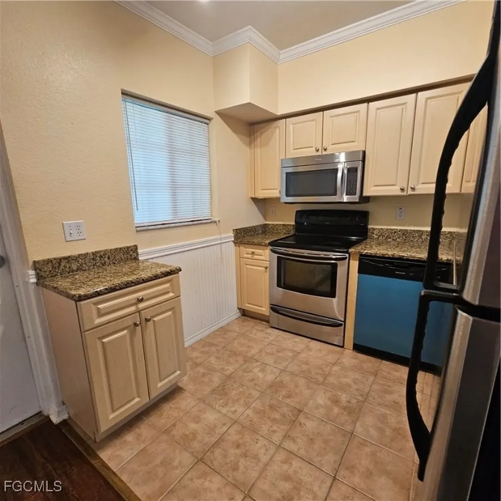 8423 Bernwood Cove Loop Fort Myers FL 33966