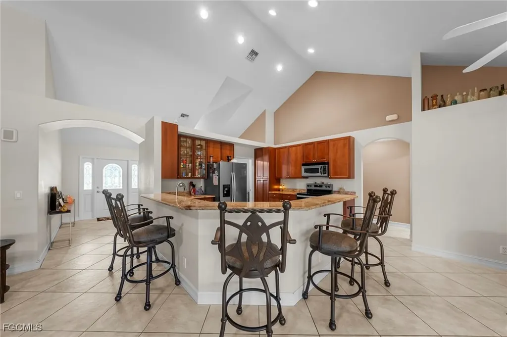 90 24th Avenue NE Naples FL 34120