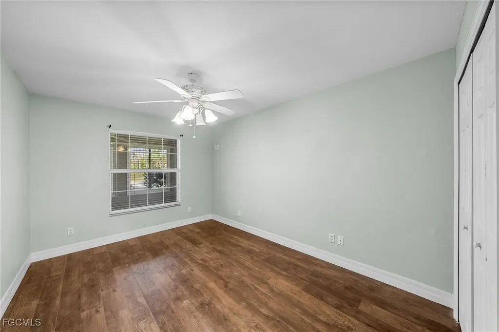 90 24th Avenue NE Naples FL 34120