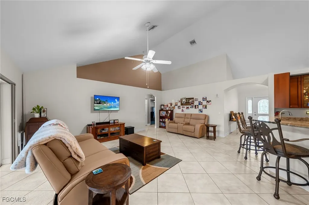90 24th Avenue NE Naples FL 34120