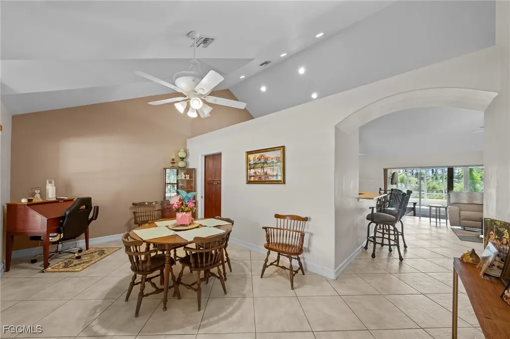 90 24th Avenue NE Naples FL 34120
