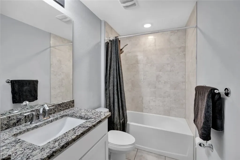 216 NW 9th Terrace Cape Coral FL 33993