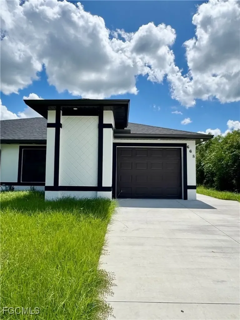 668 Chemstrand Street E Lehigh Acres FL 33974
