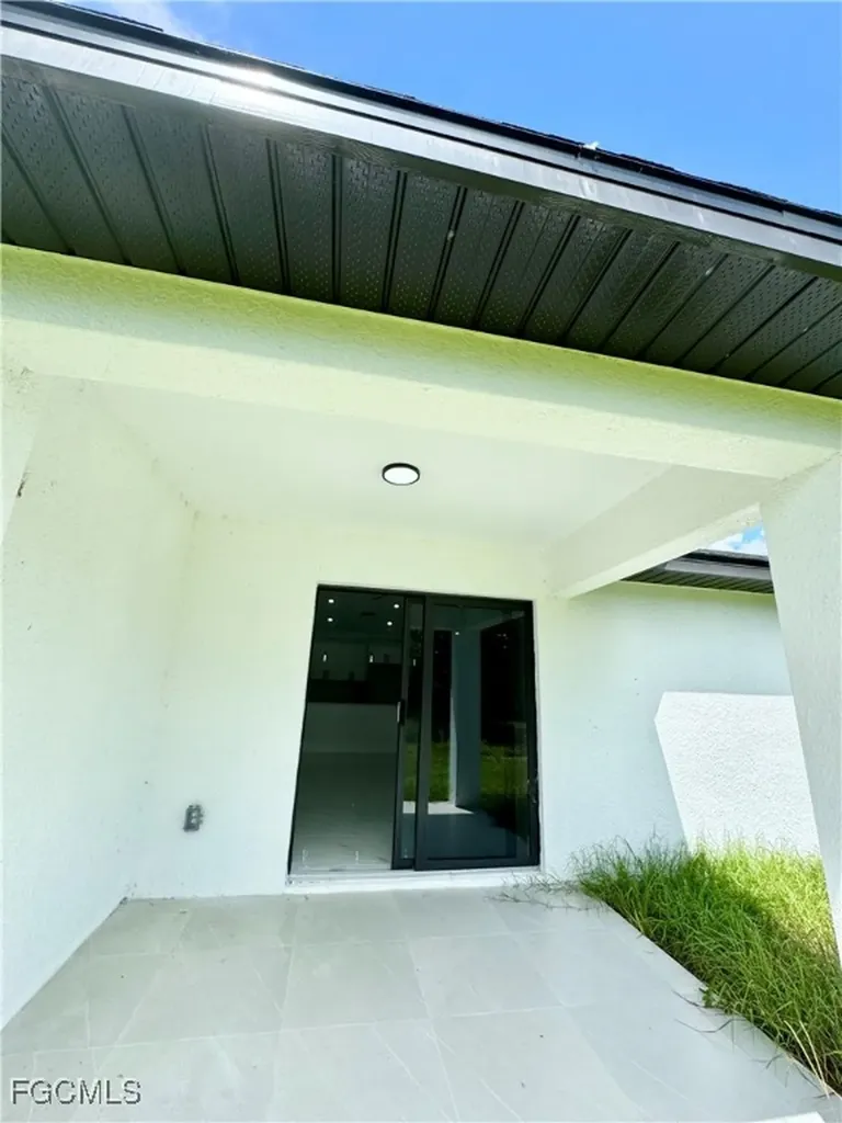 668 Chemstrand Street E Lehigh Acres FL 33974