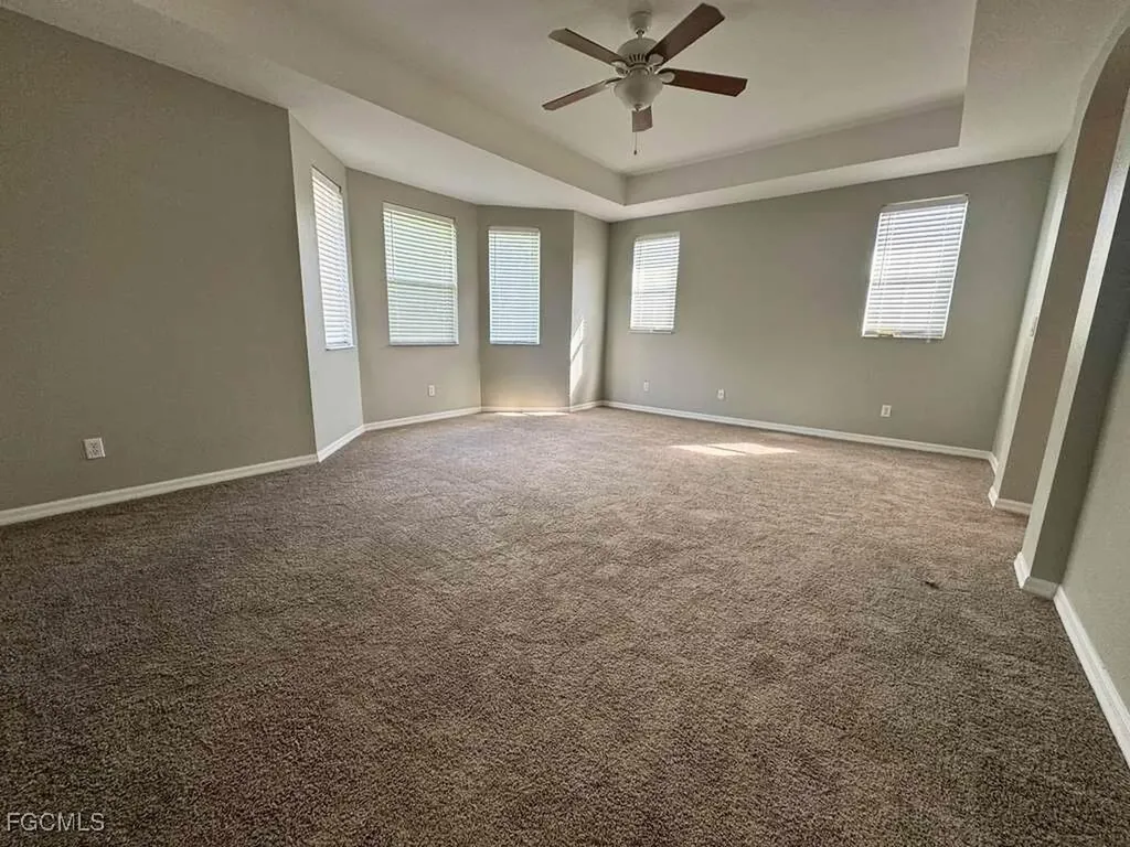 8306 Sumner Avenue Fort Myers FL 33908