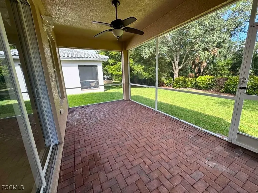 8306 Sumner Avenue Fort Myers FL 33908