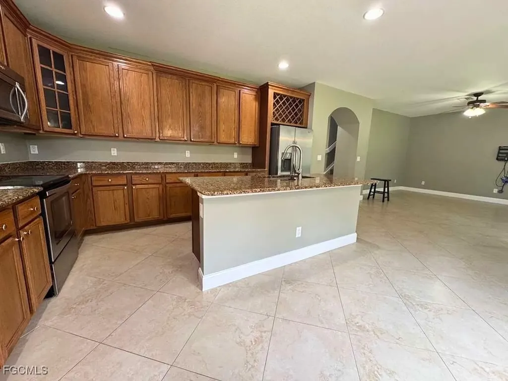 8306 Sumner Avenue Fort Myers FL 33908